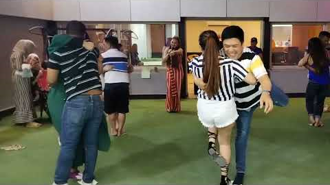 PAPER DANCE GAME PARTY GAMES